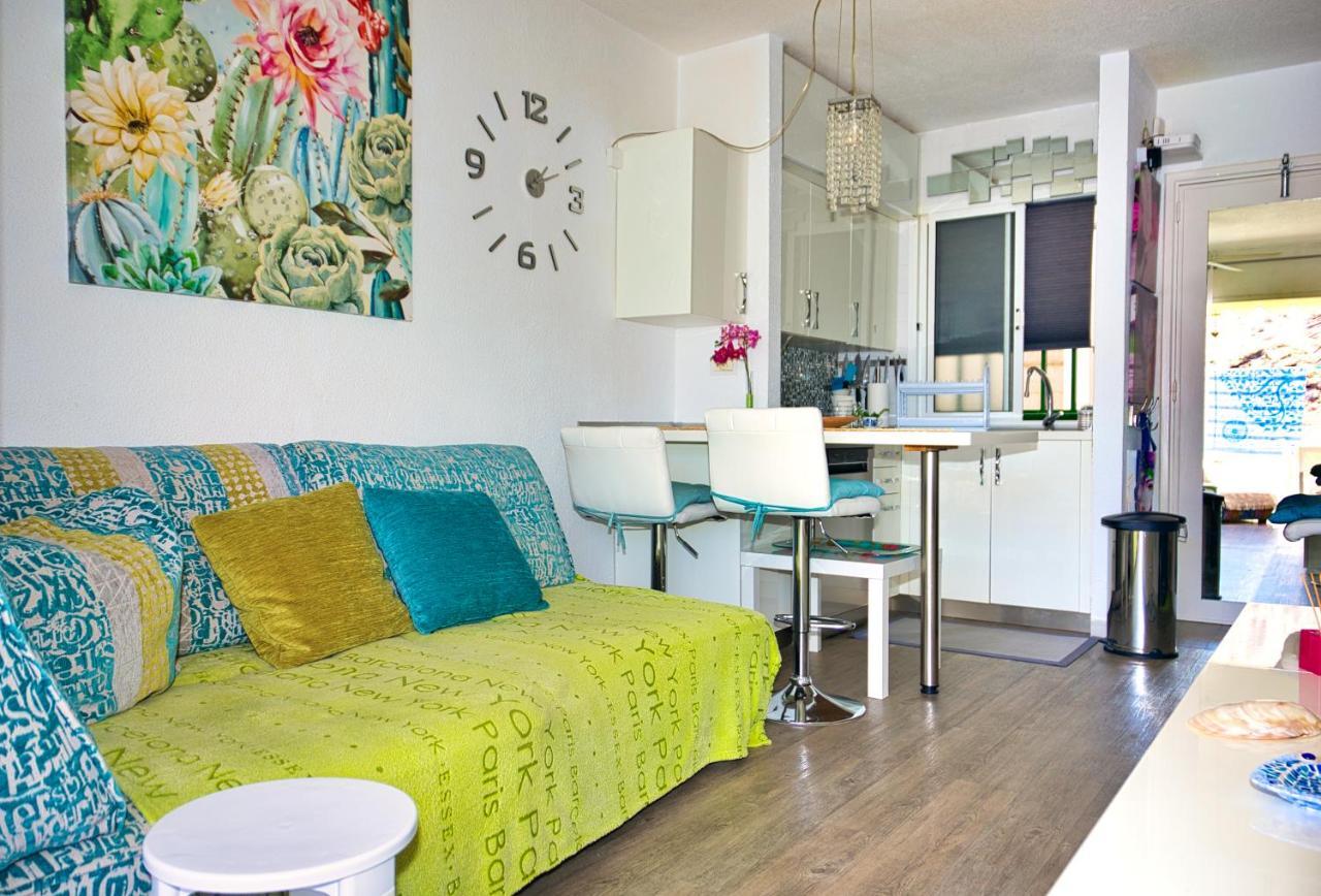 Malibu 2 Apartamento Con Aire Acondicionado, Campo De Tennis Y Piscina Con Solarium Puerto Rico  Exterior foto